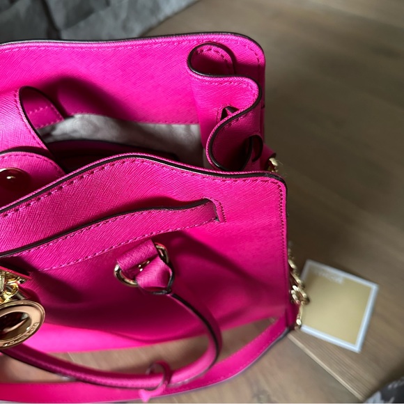 Michael Kors Hamilton Large Tote - Raspberry - Picture 5 of 9